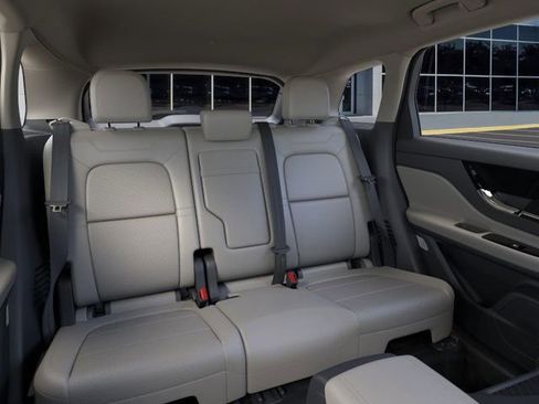 New 2026 Lincoln Corsair Reserve FWD image 12