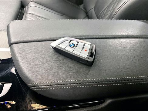 Used 2023 BMW 530i w/ M Sport Package image 10