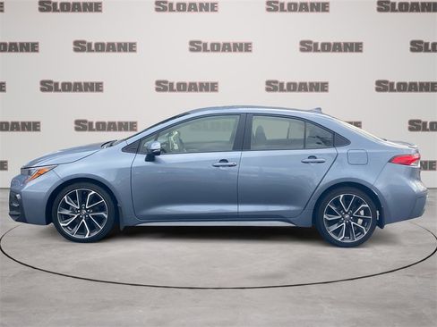 Used 2020 Toyota Corolla SE image 2