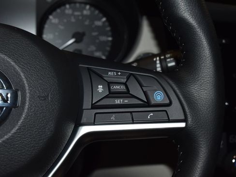 Certified 2022 Nissan Rogue Sport SL AWD/4WD image 8