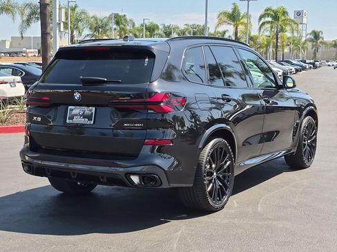 New 2026 BMW X5 xDrive40i w/ M Sport Package AWD/4WD image 10