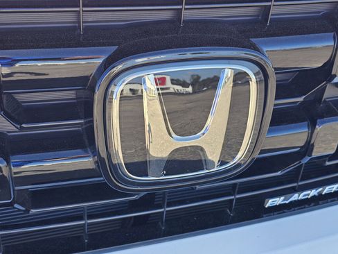 Used 2026 Honda Ridgeline Black Edition image 3