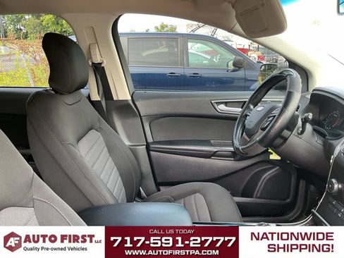 Used 2019 Ford Edge SE FWD image 16