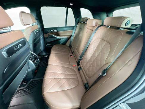 Used 2024 BMW X5 M60i w/ Executive Package image 26
