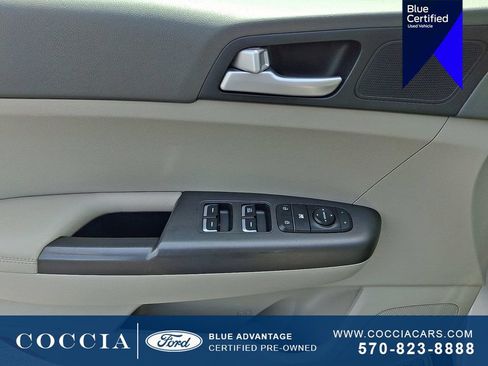 Used 2019 Kia Sportage LX FWD image 12
