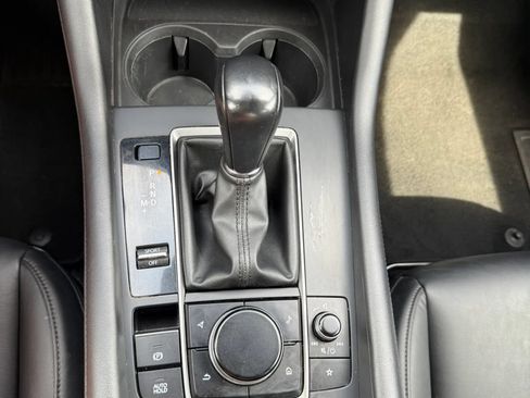 Used 2022 MAZDA MAZDA3 s FWD image 27