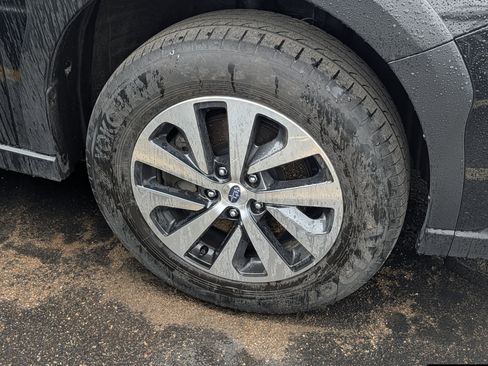 Used 2023 Subaru Outback Premium w/ Popular Package #1 AWD/4WD image 3