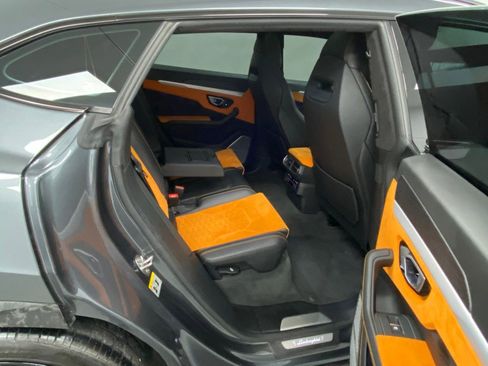 Used 2019 Lamborghini Urus image 38