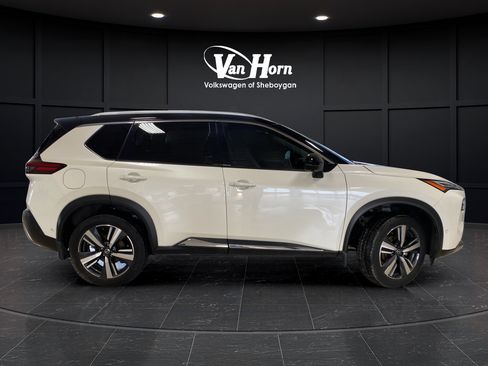 Used 2021 Nissan Rogue Platinum FWD image 8