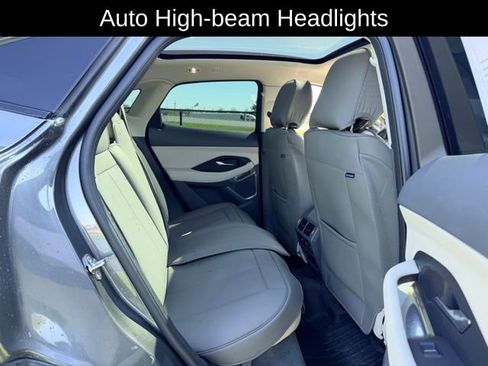 Used 2020 Jaguar E-PACE SE image 10