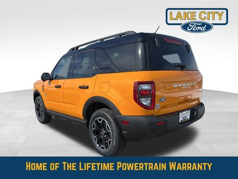 New 2026 Ford Bronco Sport Outer Banks w/ Outer Banks Tech Package+ AWD/4WD image 3