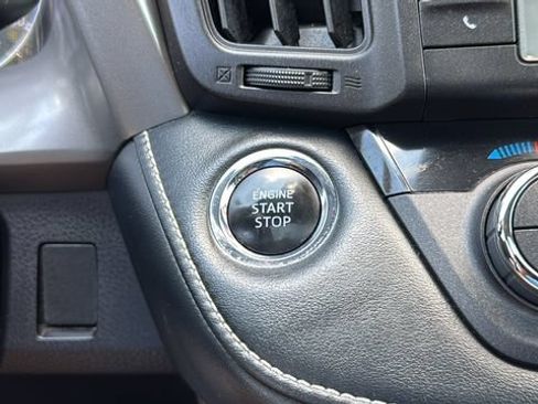 Used 2018 Toyota RAV4 Limited w/ All Weather Liner Package AWD/4WD image 18