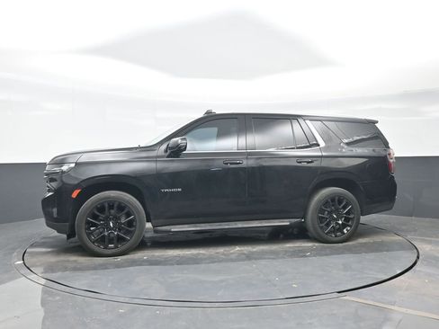 Used 2022 Chevrolet Tahoe LT w/ Luxury Package image 3