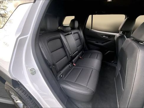 Used 2025 Chevrolet Equinox LT w/ Convenience Package II AWD/4WD image 25
