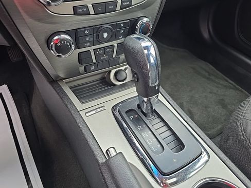 Used 2011 Ford Fusion SE w/ 202A Rapid Spec Order Code FWD image 13