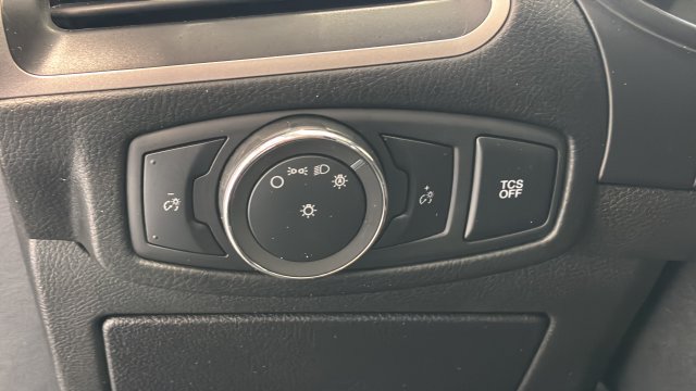 Used 2022 Ford Edge SEL AWD/4WD image 30