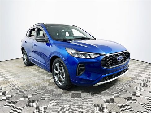 Used 2023 Ford Escape ST-Line w/ Tech Pack #1 image 1
