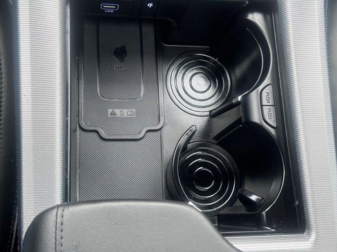 Used 2024 Hyundai Palisade Calligraphy FWD image 39