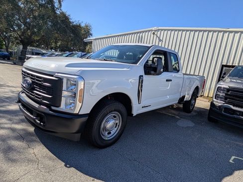New 2026 Ford F250 XL RWD image 3