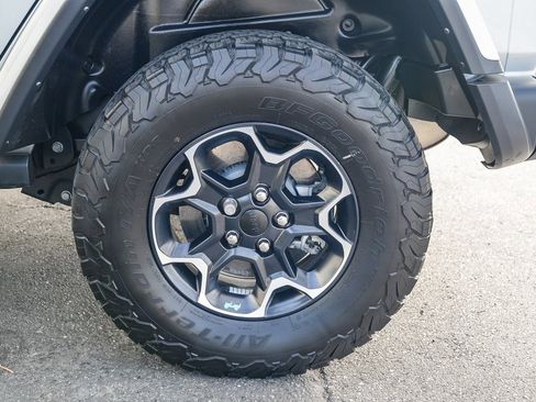 Used 2023 Jeep Wrangler Unlimited Rubicon 4xe w/ Steel Bumper Group image 10