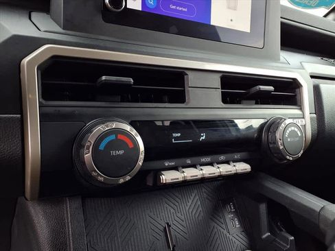 Used 2024 Toyota Tacoma SR image 15