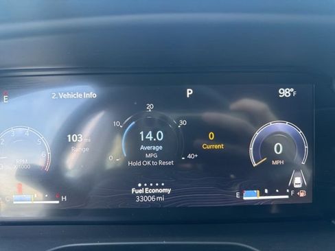 Used 2023 Jeep Grand Cherokee Laredo image 31