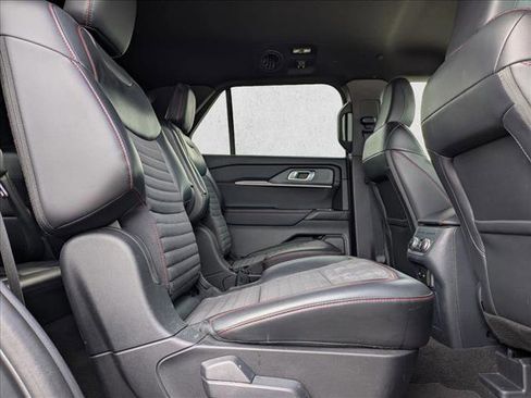 Used 2025 Ford Explorer ST-Line AWD/4WD image 21