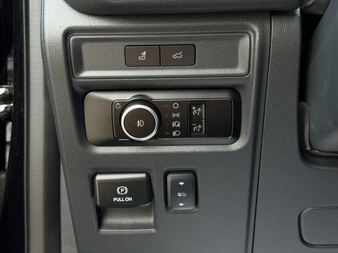 Used 2024 Ford Expedition Limited AWD/4WD image 43
