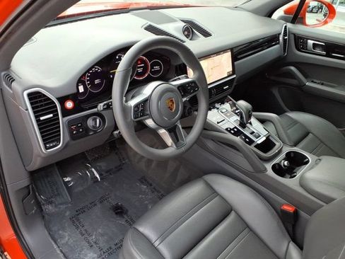 Used 2021 Porsche Cayenne E-Hybrid AWD/4WD image 14