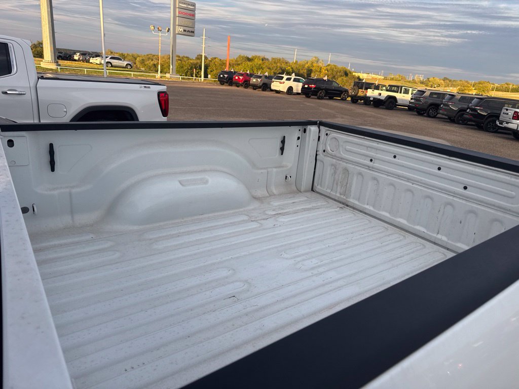 Used 2023 RAM 2500 Laramie AWD/4WD image 11