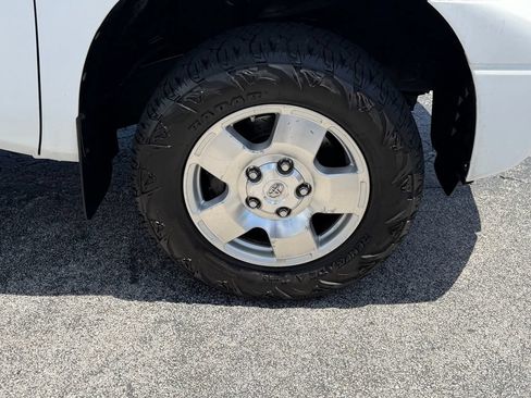Used 2012 Toyota Tundra 4x4 CrewMax w/ TRD Off-Road Pkg image 9