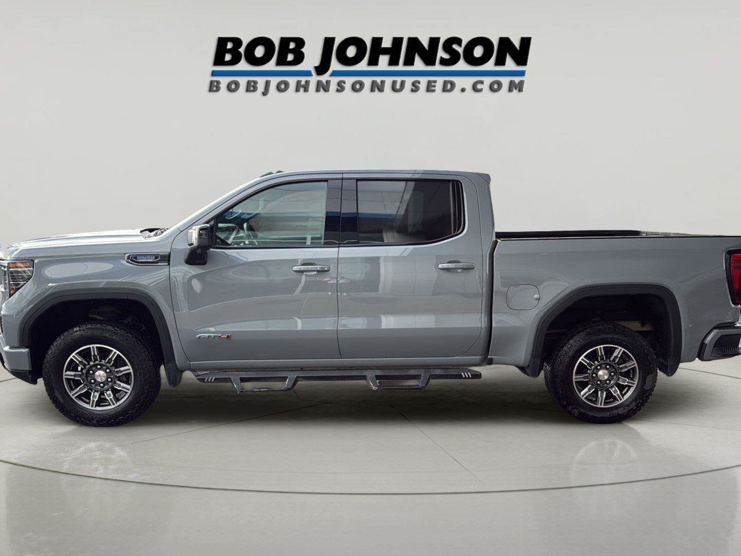 Used 2024 GMC Sierra 1500 AT4 w/ AT4 Preferred Package AWD/4WD image 4