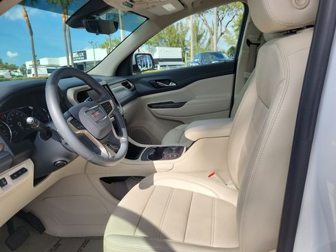 Used 2023 GMC Acadia Denali w/ Denali Ultimate Package image 12