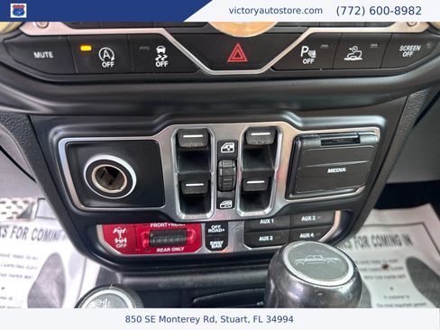 Used 2020 Jeep Gladiator Rubicon w/ Dual Top Group image 42