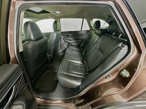 Used 2020 Subaru Outback Limited w/ Popular Package #2 AWD/4WD image 29