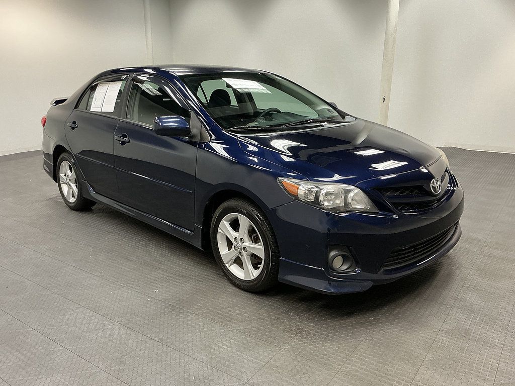Used 2013 Toyota Corolla S w/ Preferred Accessory Pkg #2 FWD image 7