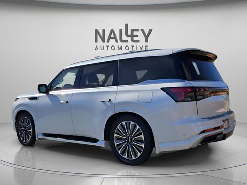 New 2026 INFINITI QX80 Luxe image 4