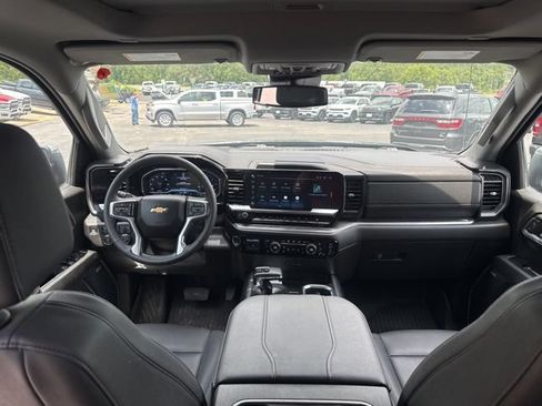 Used 2024 Chevrolet Silverado 1500 LTZ w/ LTZ Premium Package AWD/4WD image 36