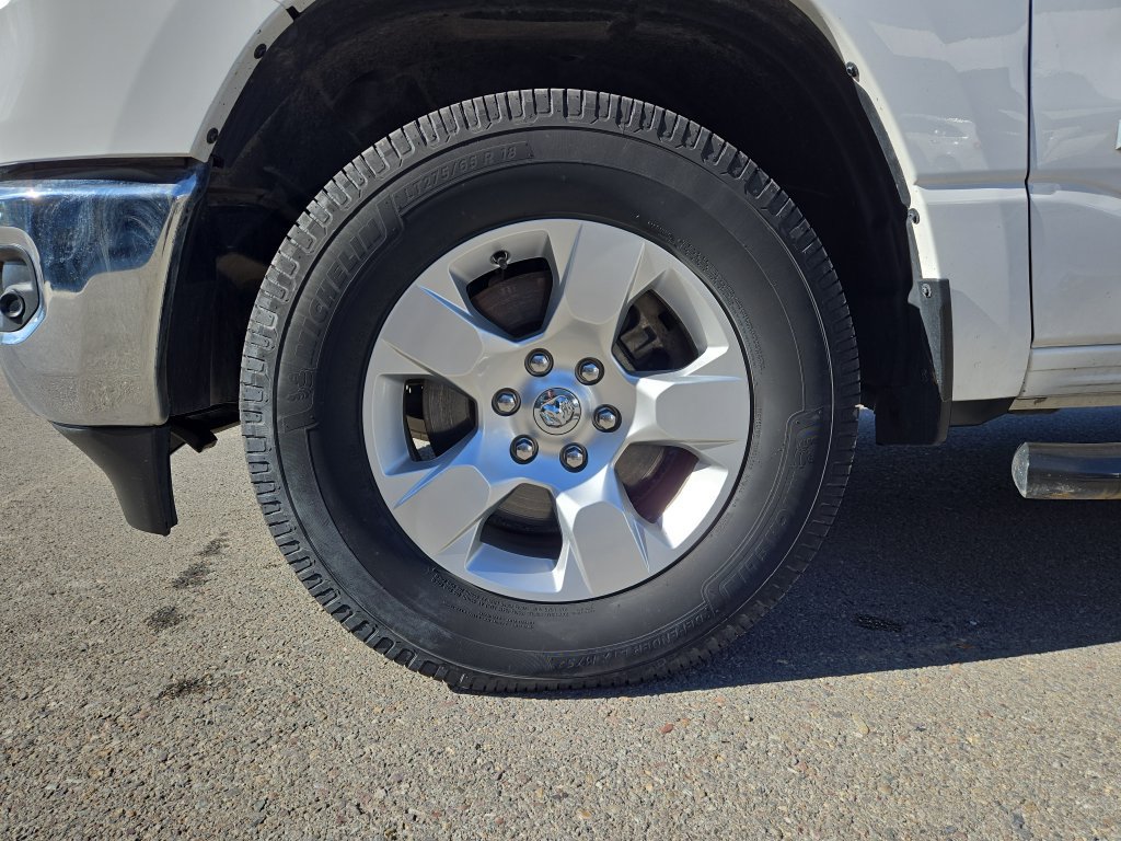 Used 2022 RAM 1500 Big Horn AWD/4WD image 10