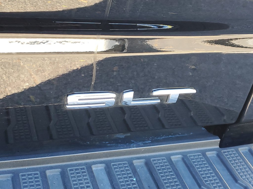 Used 2025 GMC Sierra 1500 SLT RWD image 8