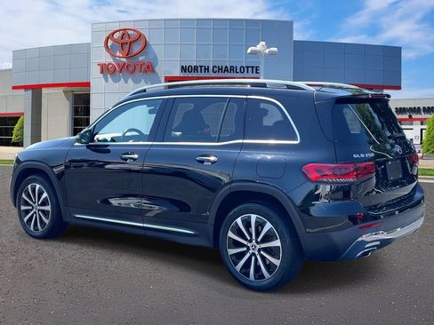 Used 2021 Mercedes-Benz GLB 250 image 4