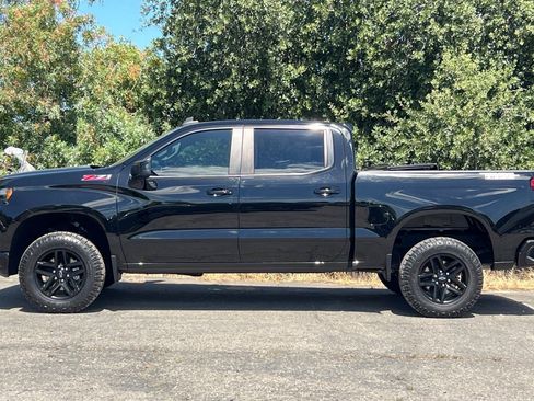 Used 2021 Chevrolet Silverado 1500 LT Trail Boss w/ Convenience Package II AWD/4WD image 7