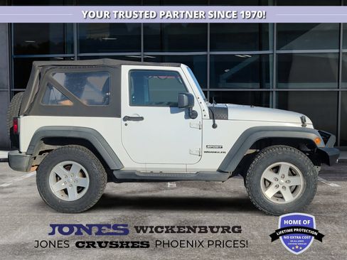 Used 2017 Jeep Wrangler Sport w/ Quick Order Package 24S AWD/4WD image 8