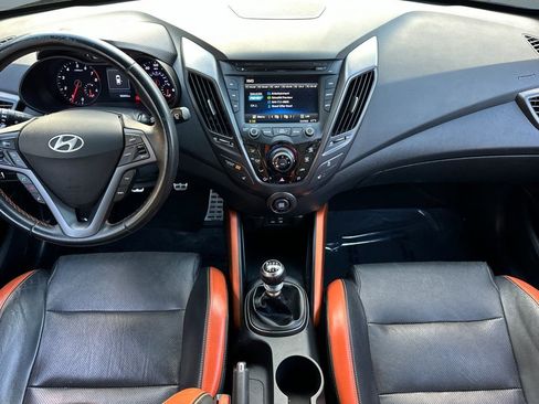 Used 2016 Hyundai Veloster Turbo image 27