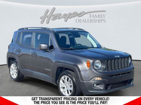 Used 2018 Jeep Renegade Latitude FWD image 1