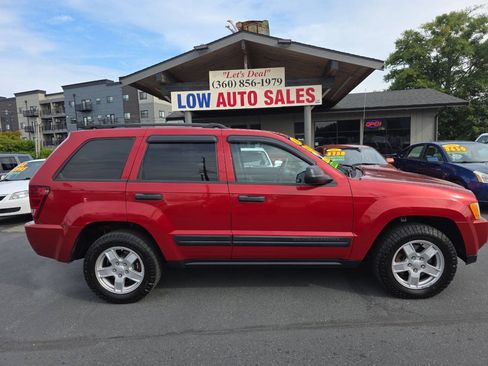 Used 2005 Jeep Grand Cherokee Laredo AWD/4WD image 2