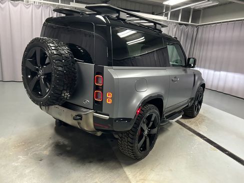 Used 2023 Land Rover Defender 90 X image 7