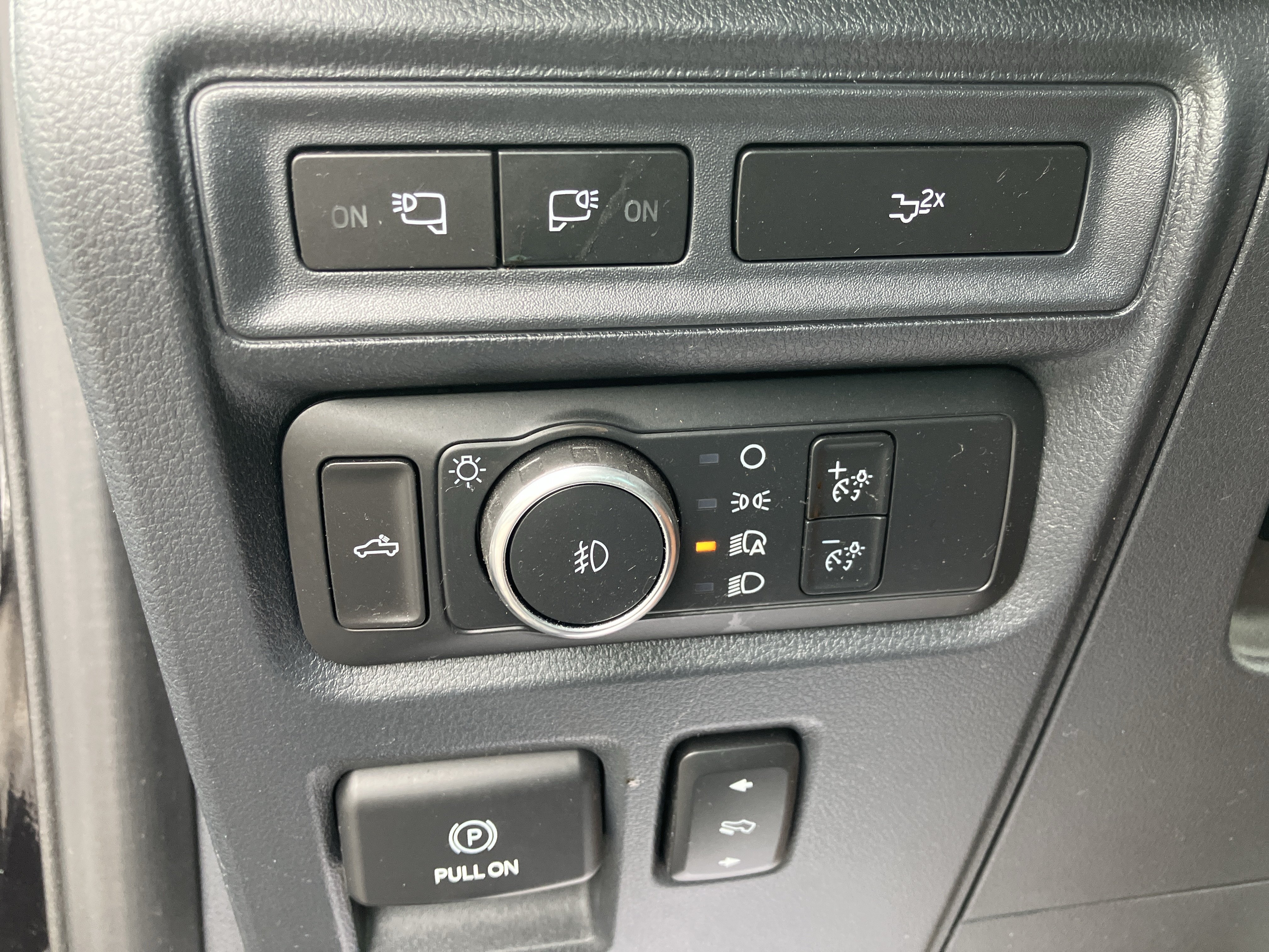 Used 2022 Ford F150 Lariat AWD/4WD image 19