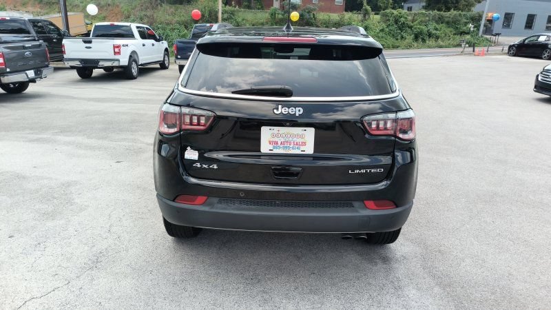 Used 2019 Jeep Compass Limited w/ Safety & Security Group AWD/4WD image 4