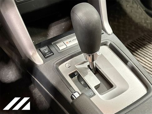 Used 2018 Subaru Forester 2.5i Premium image 17